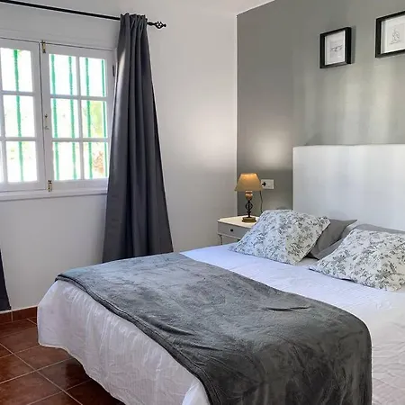 Bastian Casas Verdes Apartment *