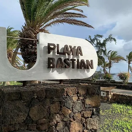 Bastian Casas Verdes Apartment